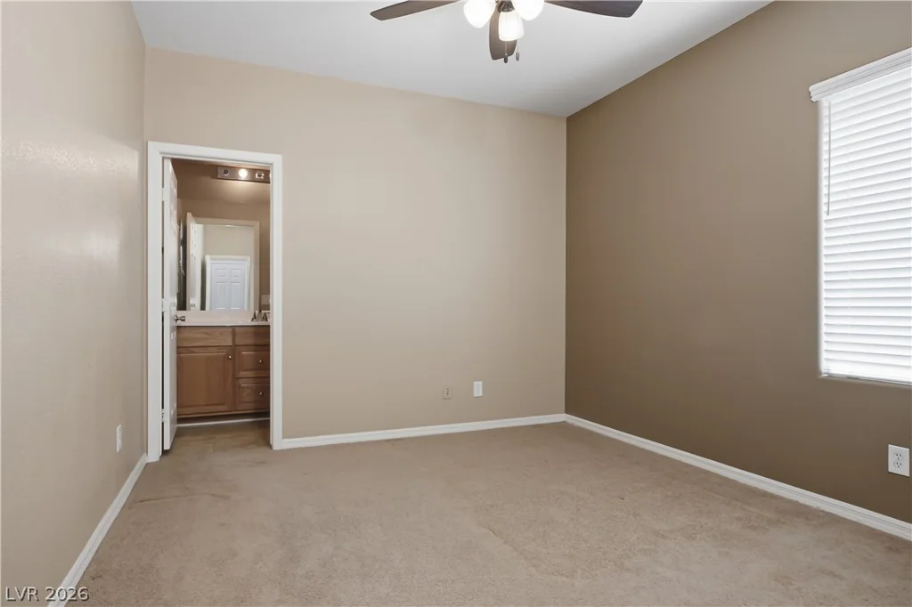 8305 Oakshire, Las Vegas, NV 89131