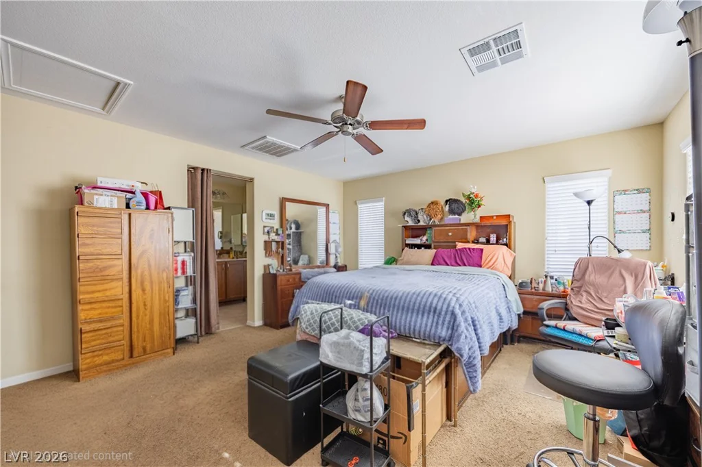 223 Heathrow Lake, North Las Vegas, NV 89084