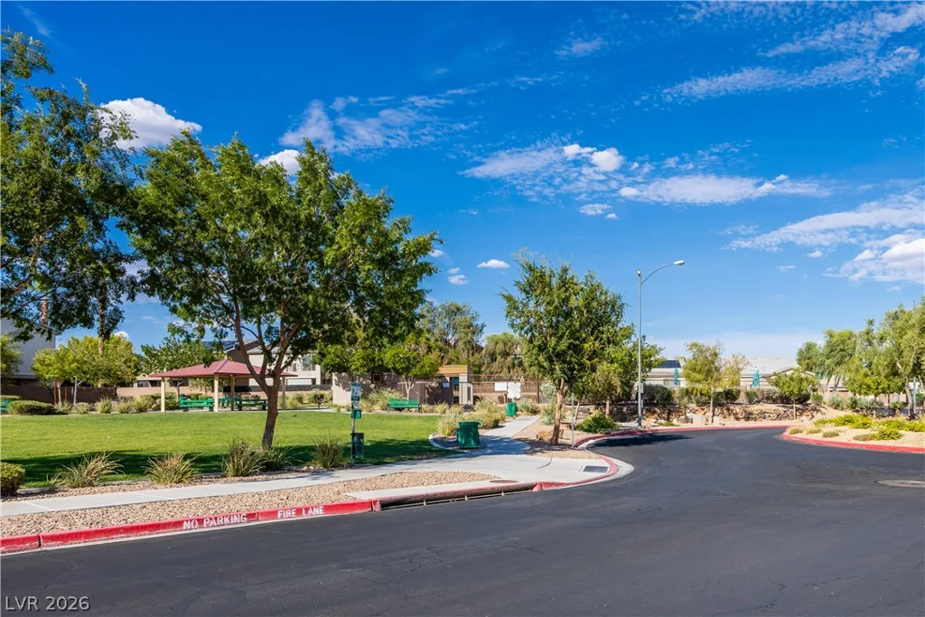 223 Heathrow Lake, North Las Vegas, NV 89084
