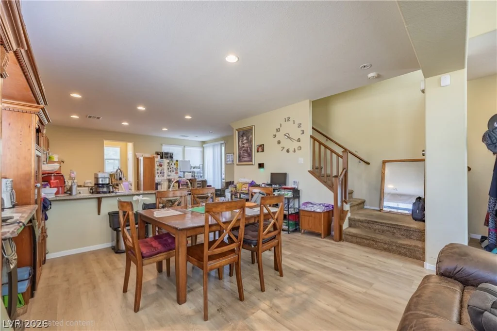 223 Heathrow Lake, North Las Vegas, NV 89084