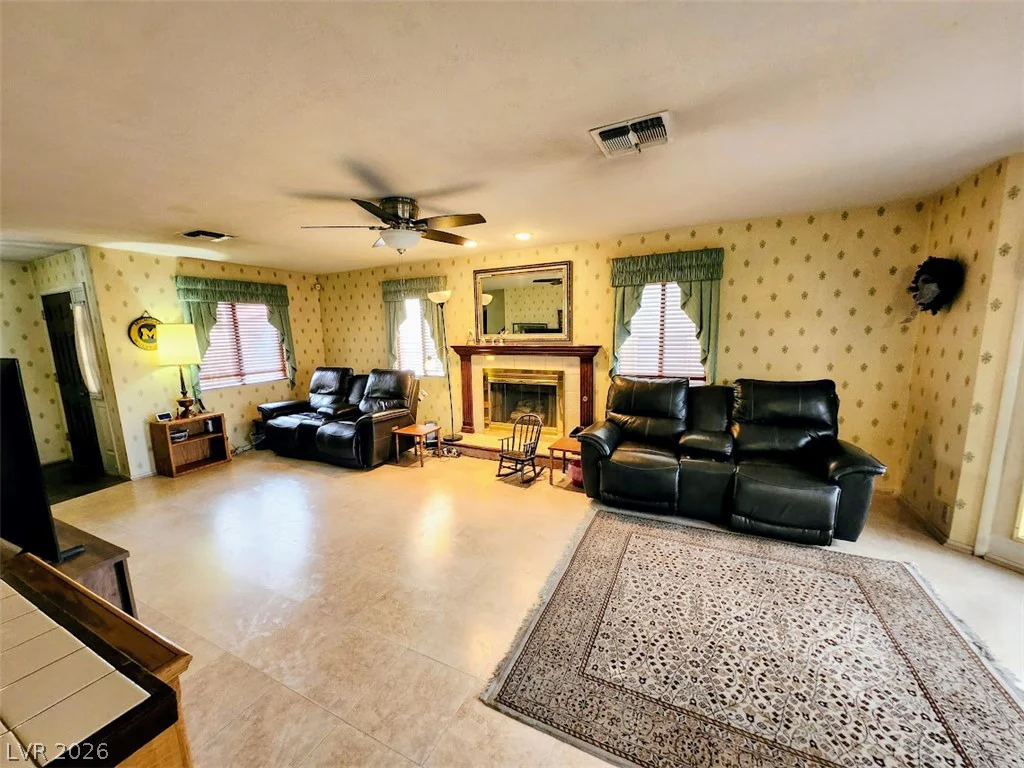3954 Delos, Las Vegas, NV 89103