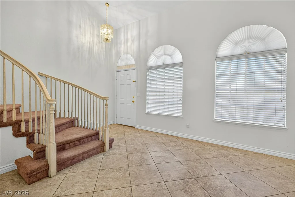 301 Country Club, Henderson, NV 89015