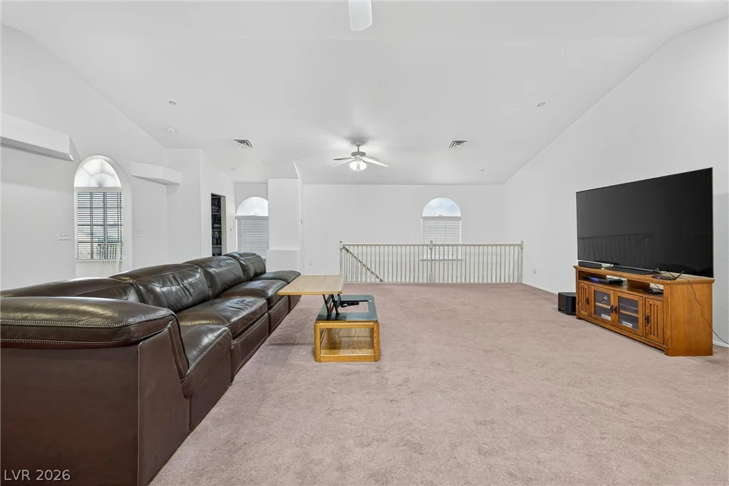 301 Country Club, Henderson, NV 89015