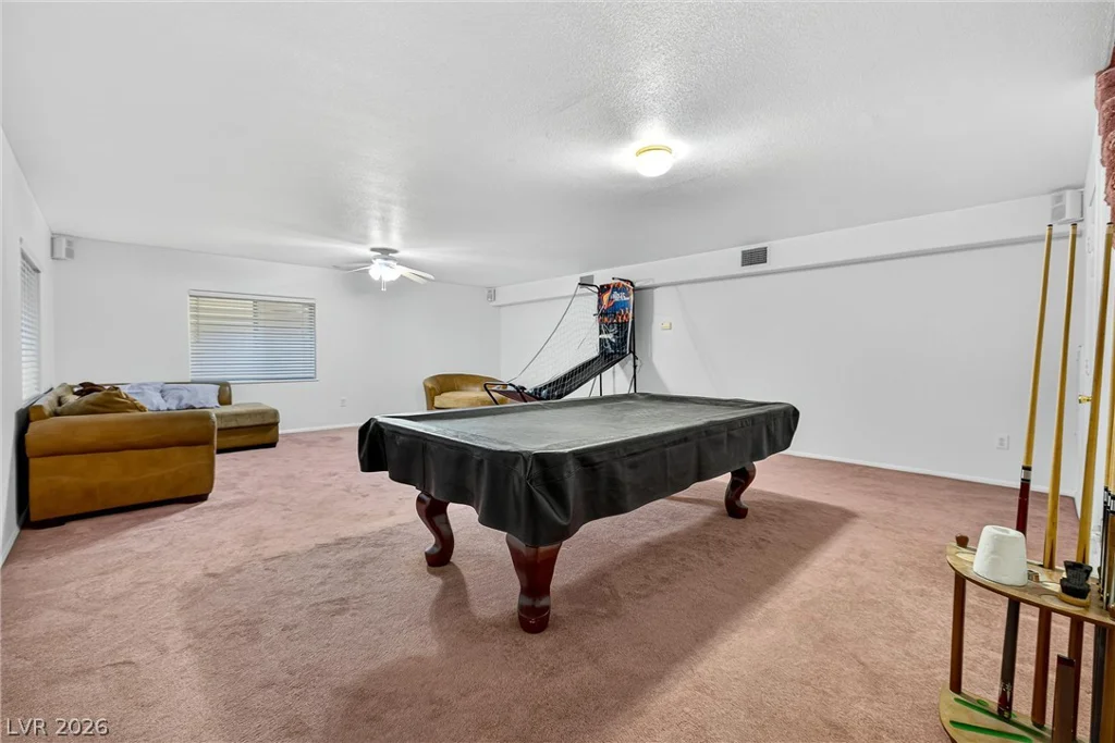 301 Country Club, Henderson, NV 89015