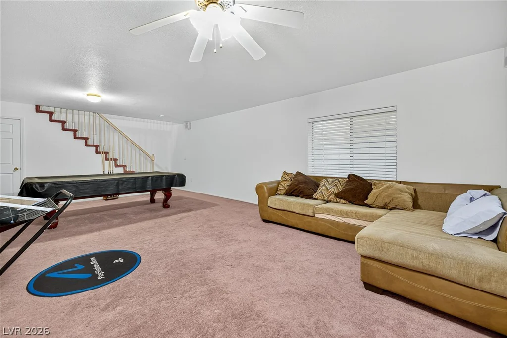301 Country Club, Henderson, NV 89015