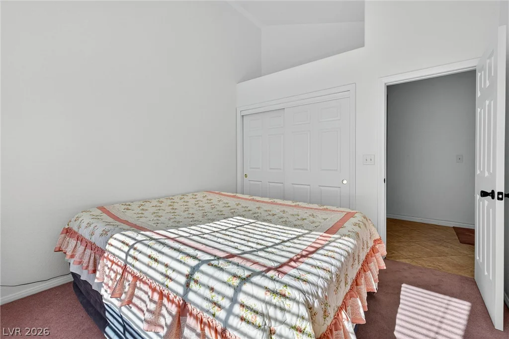 301 Country Club, Henderson, NV 89015