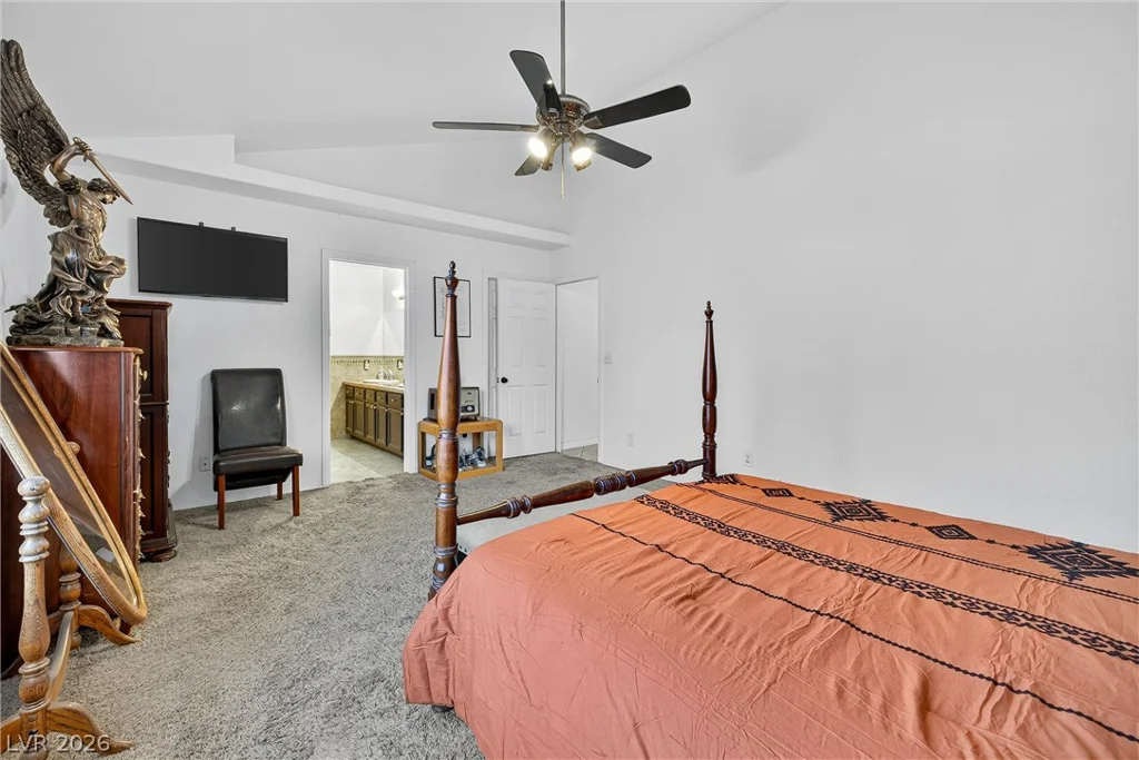 301 Country Club, Henderson, NV 89015