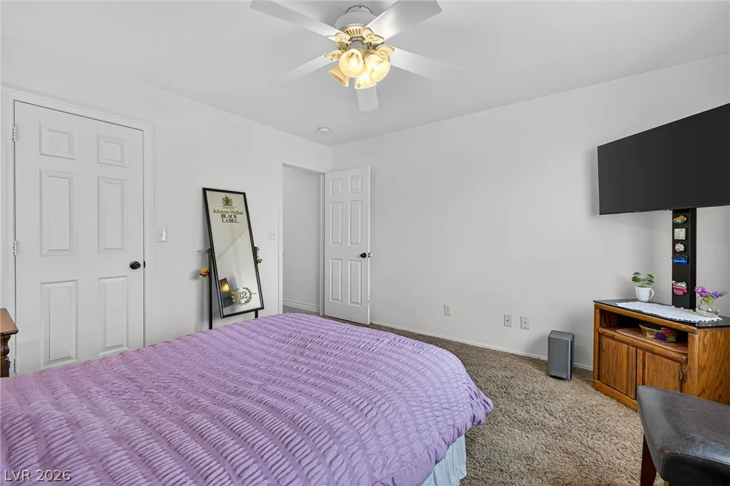 301 Country Club, Henderson, NV 89015