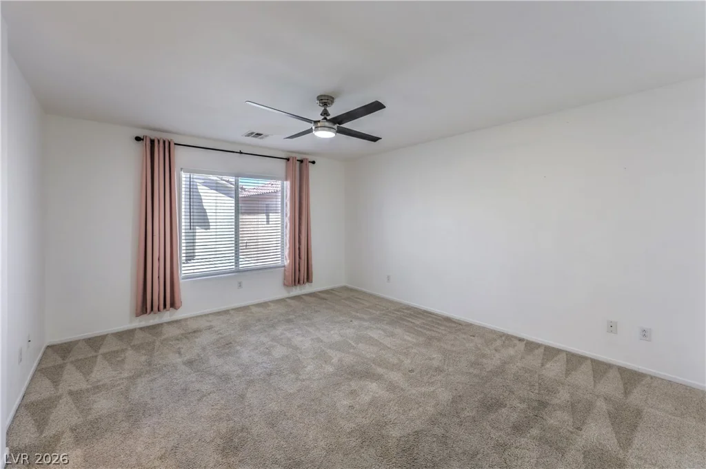 5423 Raccoon Valley, Las Vegas, NV 89122
