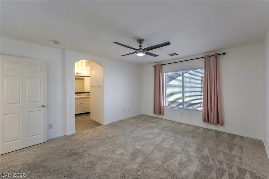 5423 Raccoon Valley, Las Vegas, NV 89122