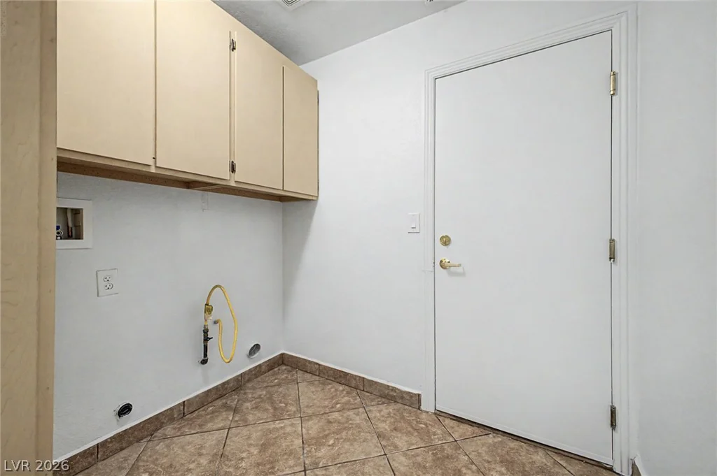 5233 Madison Stone, North Las Vegas, NV 89081