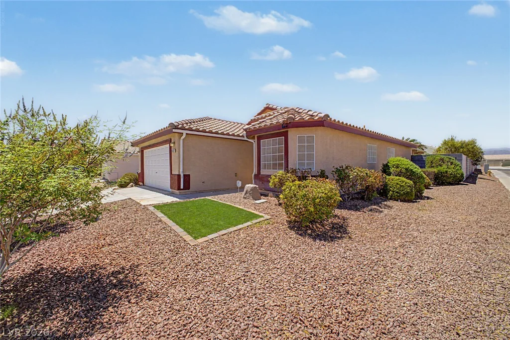 5233 Madison Stone, North Las Vegas, NV 89081
