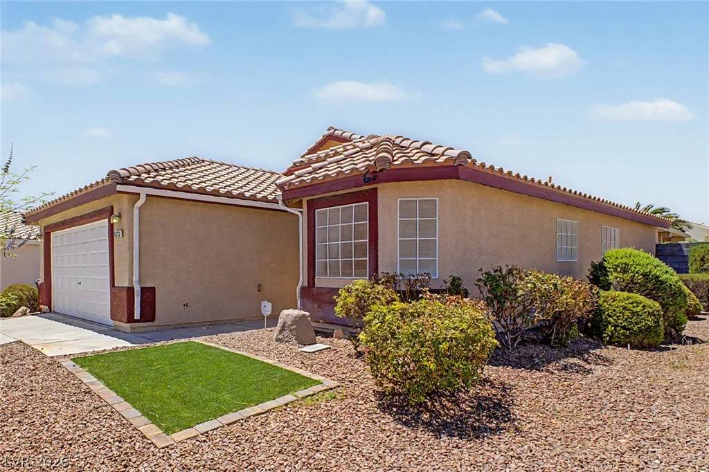 5233 Madison Stone, North Las Vegas, NV 89081