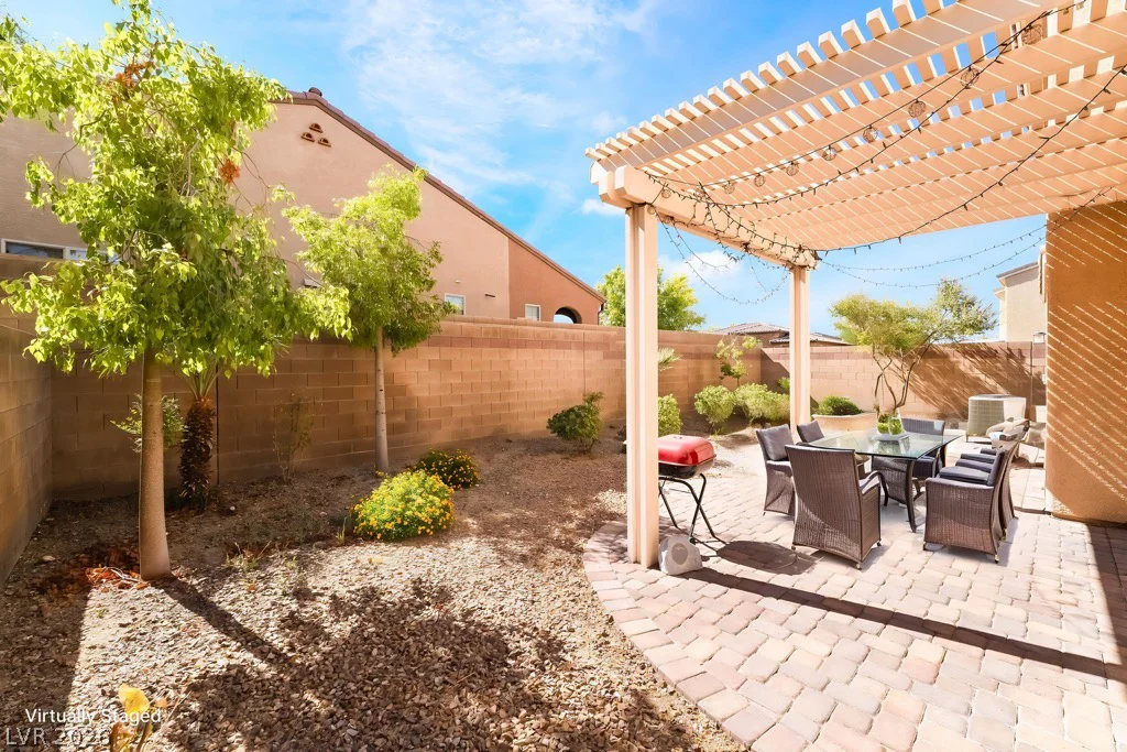 9149 White Rock Peak, Las Vegas, NV 89113