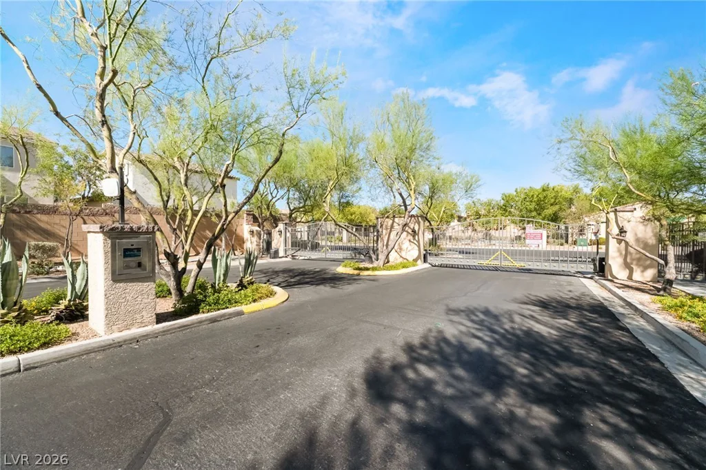 9149 White Rock Peak, Las Vegas, NV 89113