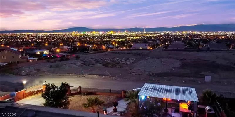 236 Vista Valley, Las Vegas, NV 89110