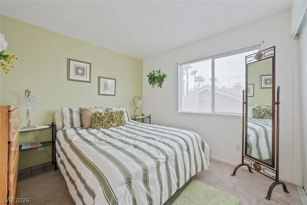 6105 Flaming Arrow, North Las Vegas, NV 89031