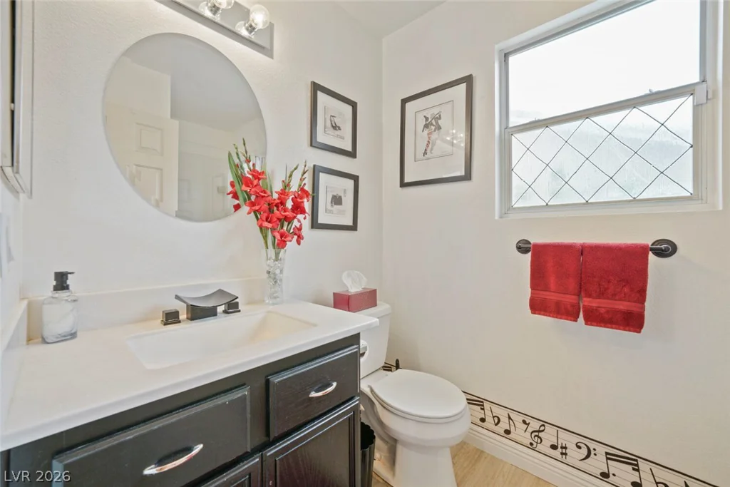 6105 Flaming Arrow, North Las Vegas, NV 89031