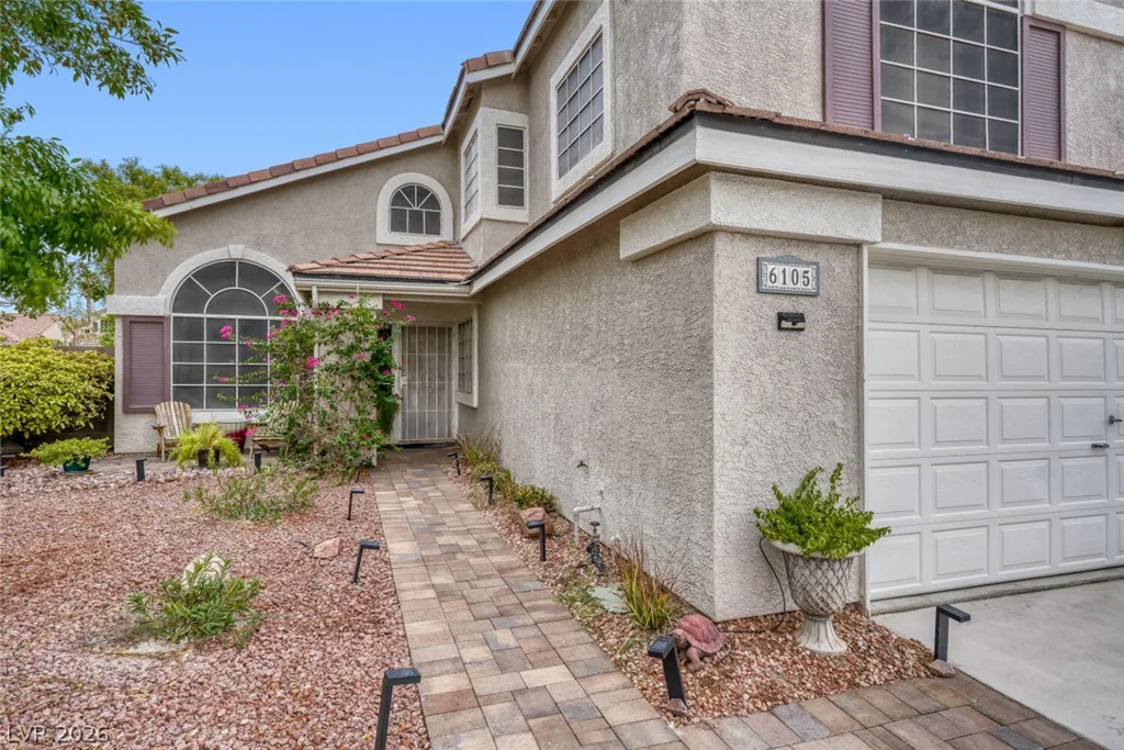 6105 Flaming Arrow, North Las Vegas, NV 89031