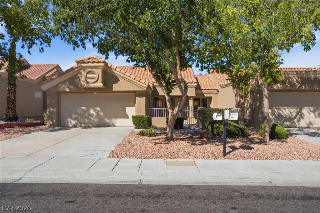 8612 Prairie Hill, Las Vegas, NV 89134