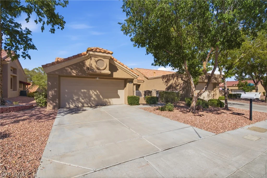 8612 Prairie Hill, Las Vegas, NV 89134