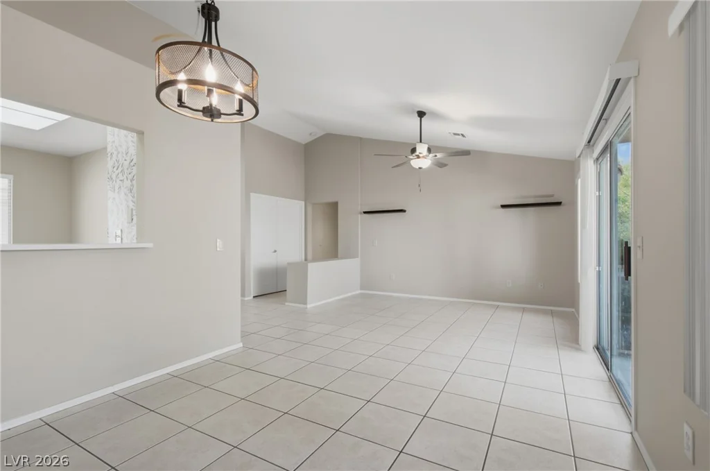 8612 Prairie Hill, Las Vegas, NV 89134