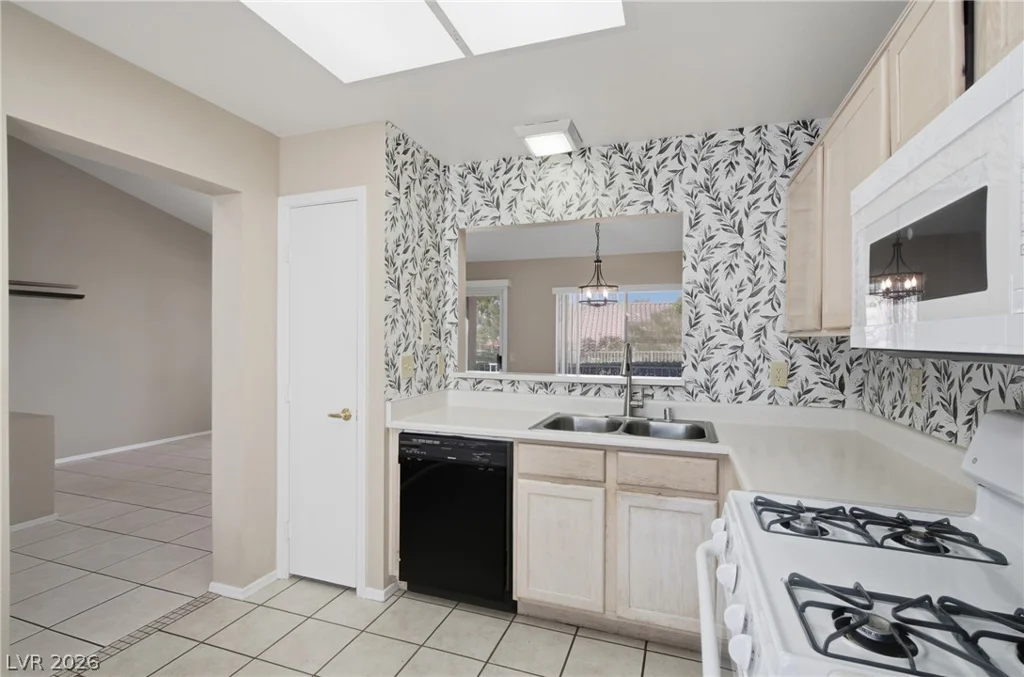 8612 Prairie Hill, Las Vegas, NV 89134