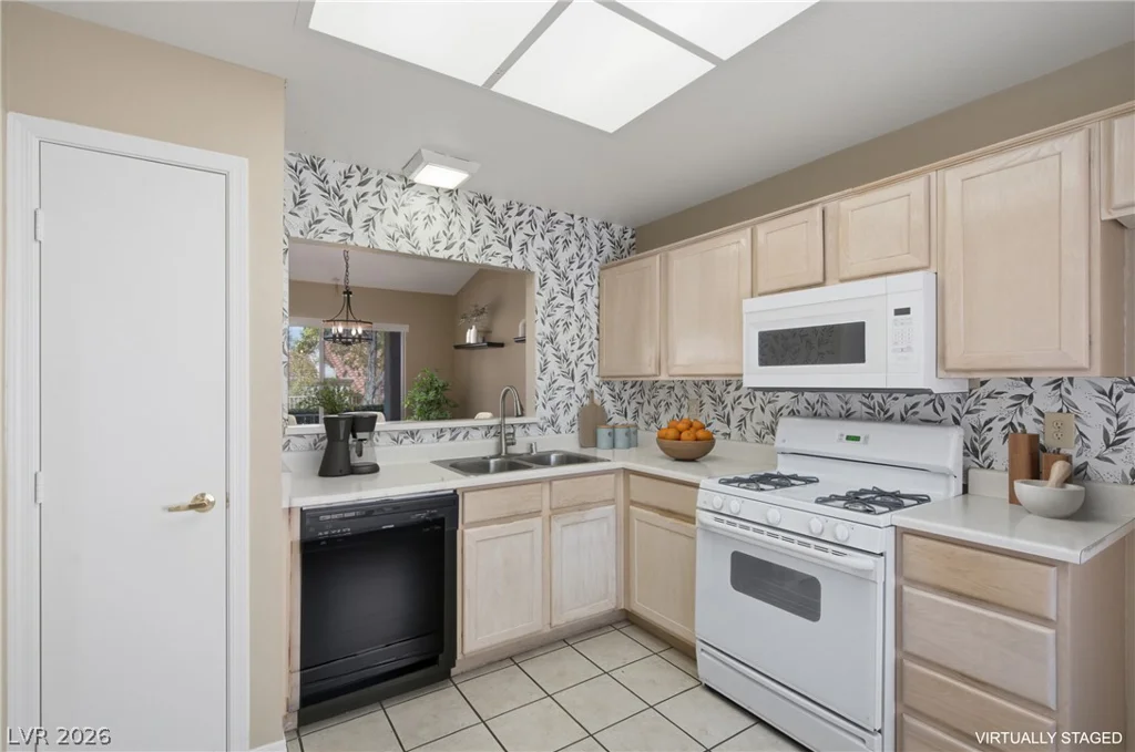 8612 Prairie Hill, Las Vegas, NV 89134
