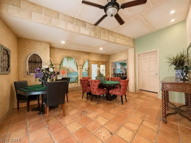 6425 Darby, Las Vegas, NV 89146