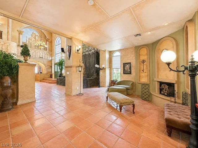 6425 Darby, Las Vegas, NV 89146