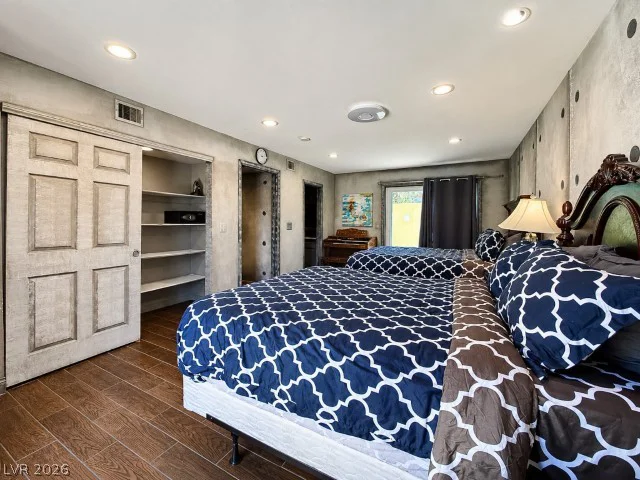 6425 Darby, Las Vegas, NV 89146