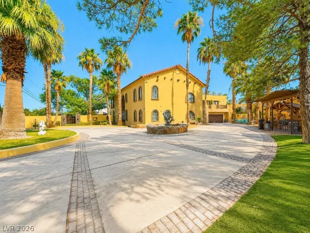 6425 Darby, Las Vegas, NV 89146