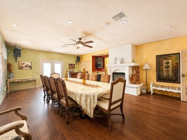 6425 Darby, Las Vegas, NV 89146