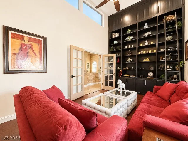 6425 Darby, Las Vegas, NV 89146