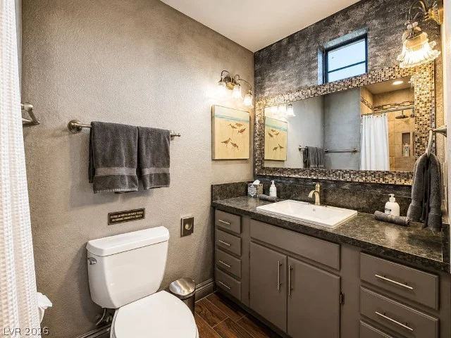 6425 Darby, Las Vegas, NV 89146