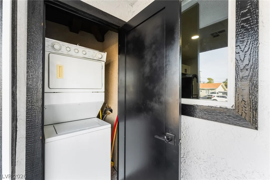 3215 Dillon, North Las Vegas, NV 89030