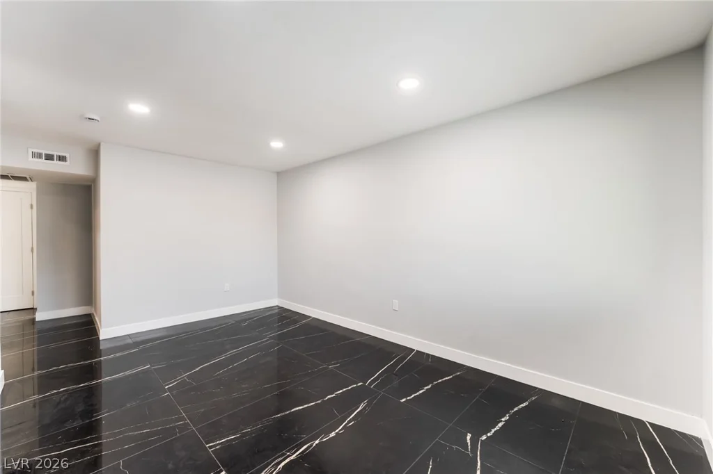 3215 Dillon, North Las Vegas, NV 89030