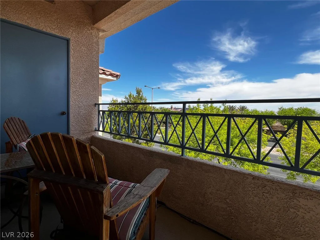 424 Pine Haven, Las Vegas, NV 89144
