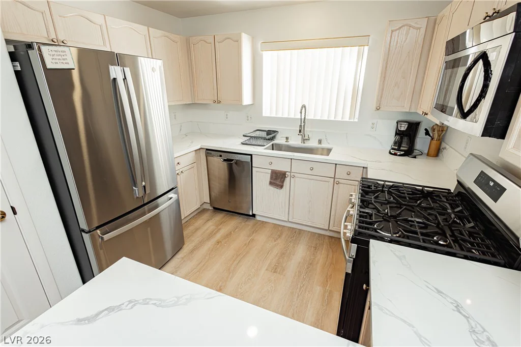 424 Pine Haven, Las Vegas, NV 89144