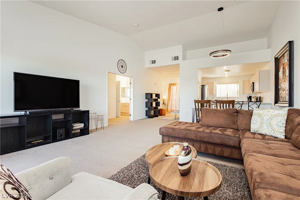 424 Pine Haven, Las Vegas, NV 89144
