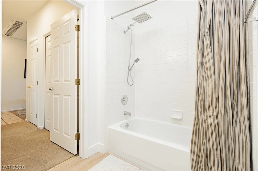 424 Pine Haven, Las Vegas, NV 89144