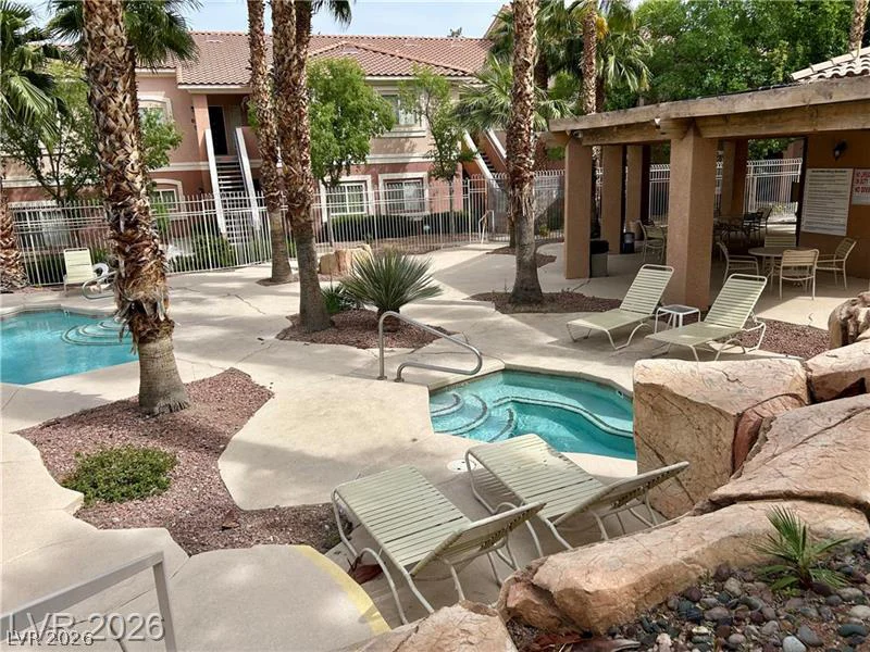 424 Pine Haven, Las Vegas, NV 89144