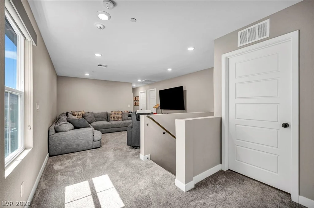 2394 Bellinzona, Henderson, NV 89044