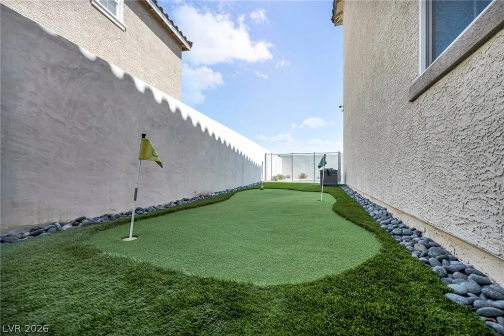 2394 Bellinzona, Henderson, NV 89044