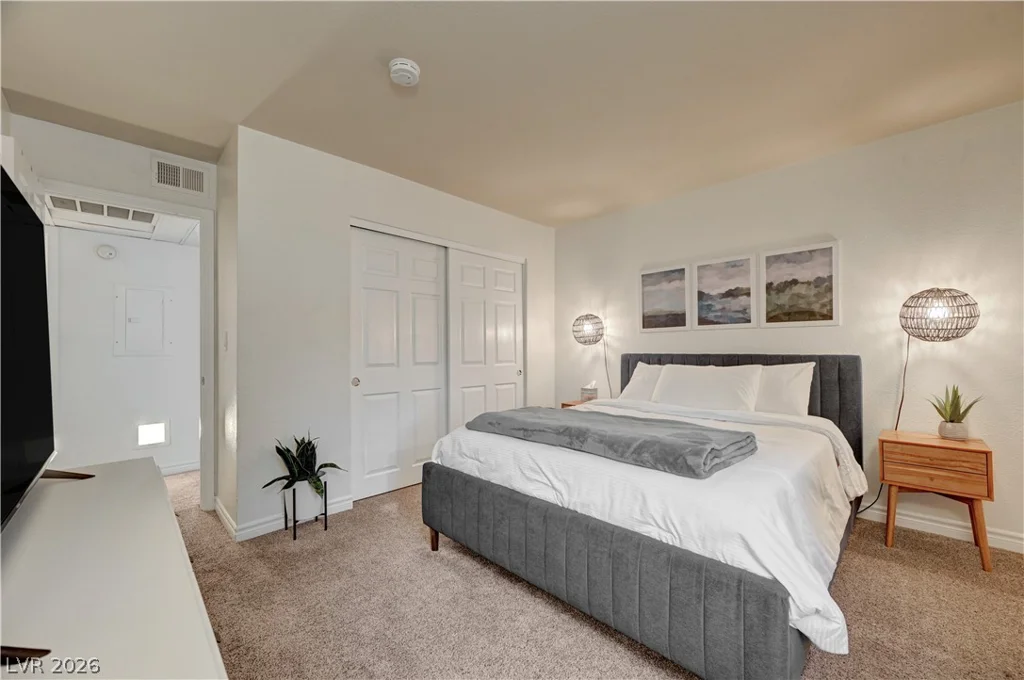 5220 Indian River, Las Vegas, NV 89103