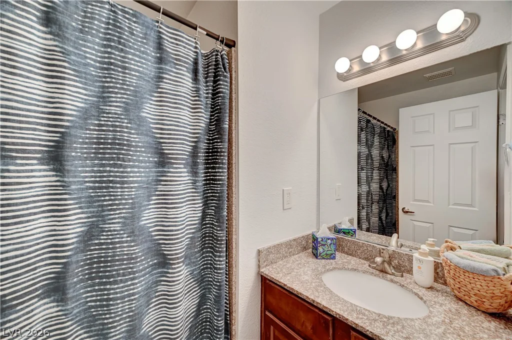 5220 Indian River, Las Vegas, NV 89103