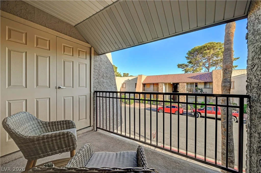 5220 Indian River, Las Vegas, NV 89103