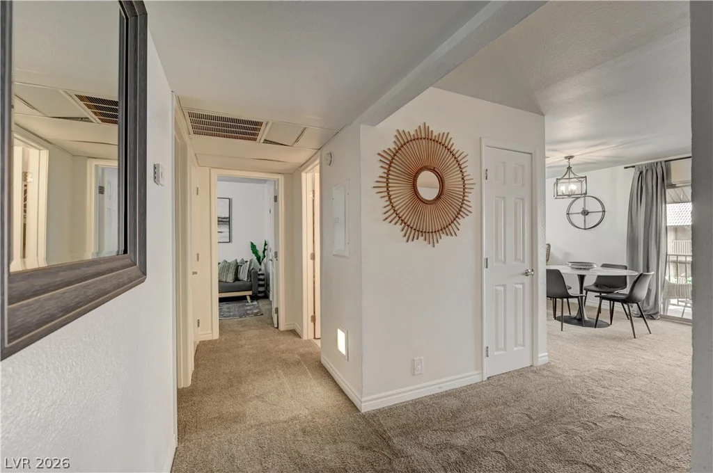 5220 Indian River, Las Vegas, NV 89103