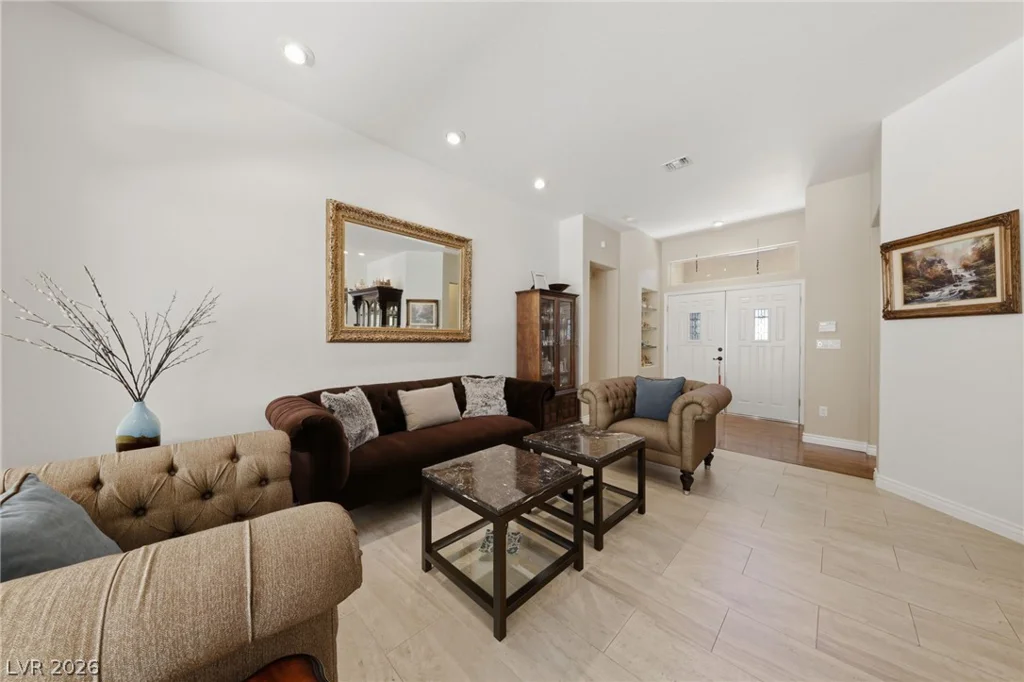 2705 Byron, Las Vegas, NV 89134