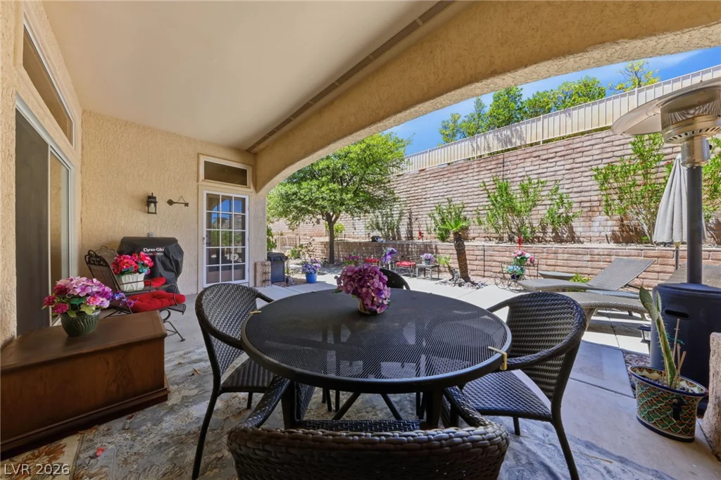 2705 Byron, Las Vegas, NV 89134